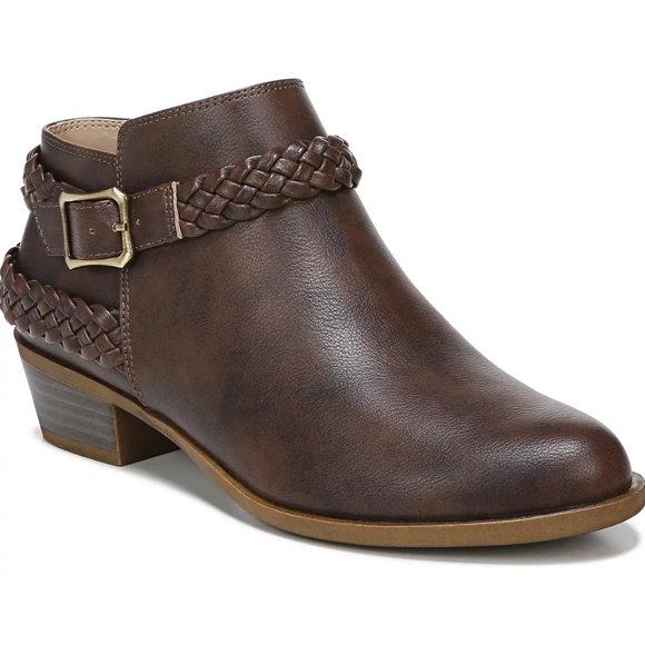 Life stride memory foam Adriana booties 1.25 heel in brown size 7.5W - Picture 1 of 7